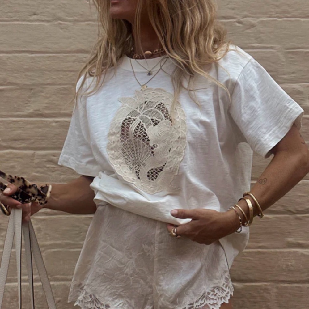 Spell The Mermaid Cove Appliqué Tee in White Sands - Picture 6 of 10